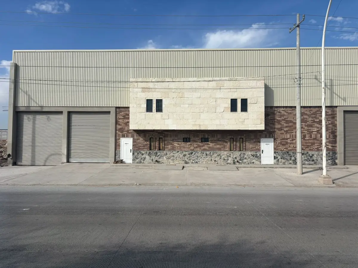Bodega en renta en Los Álamos, Gómez Palacio — foto 1 de 8