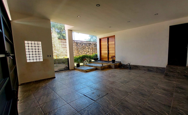 Casa en venta en Portones del Carmen, León — foto 3 de 32