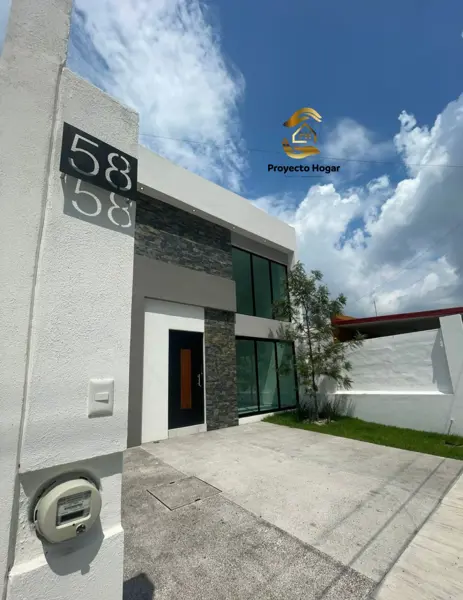 CASA EN VENTA EN VILLA DE ALVAREZ, COLIMA