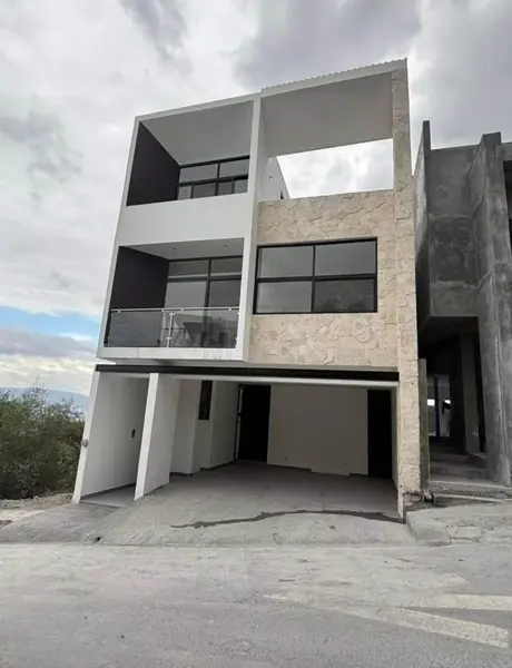Casa Nueva en Venta – Fraccionamiento Privado Everest (Cumbres Elite Premier)