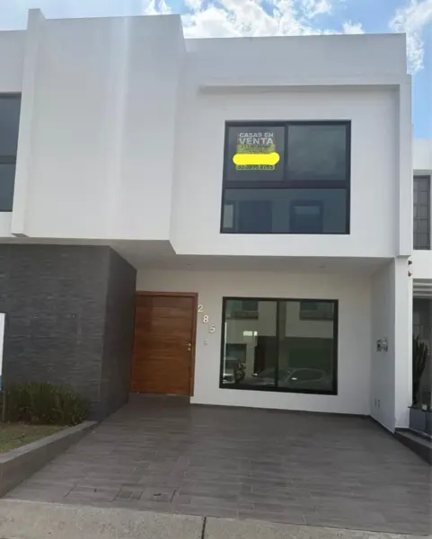 CASA EN VENTA LOS ALMENDROS