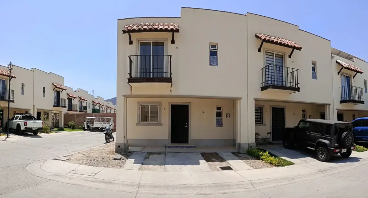 Casa en venta en Residencial Alta California, Tlajomulco de Zúñiga — foto 1 de 12