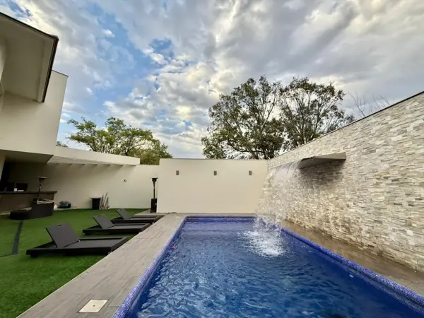 Casa en Venta en Jeronimo Siller, San Pedro Garza García, Nuevo León 3