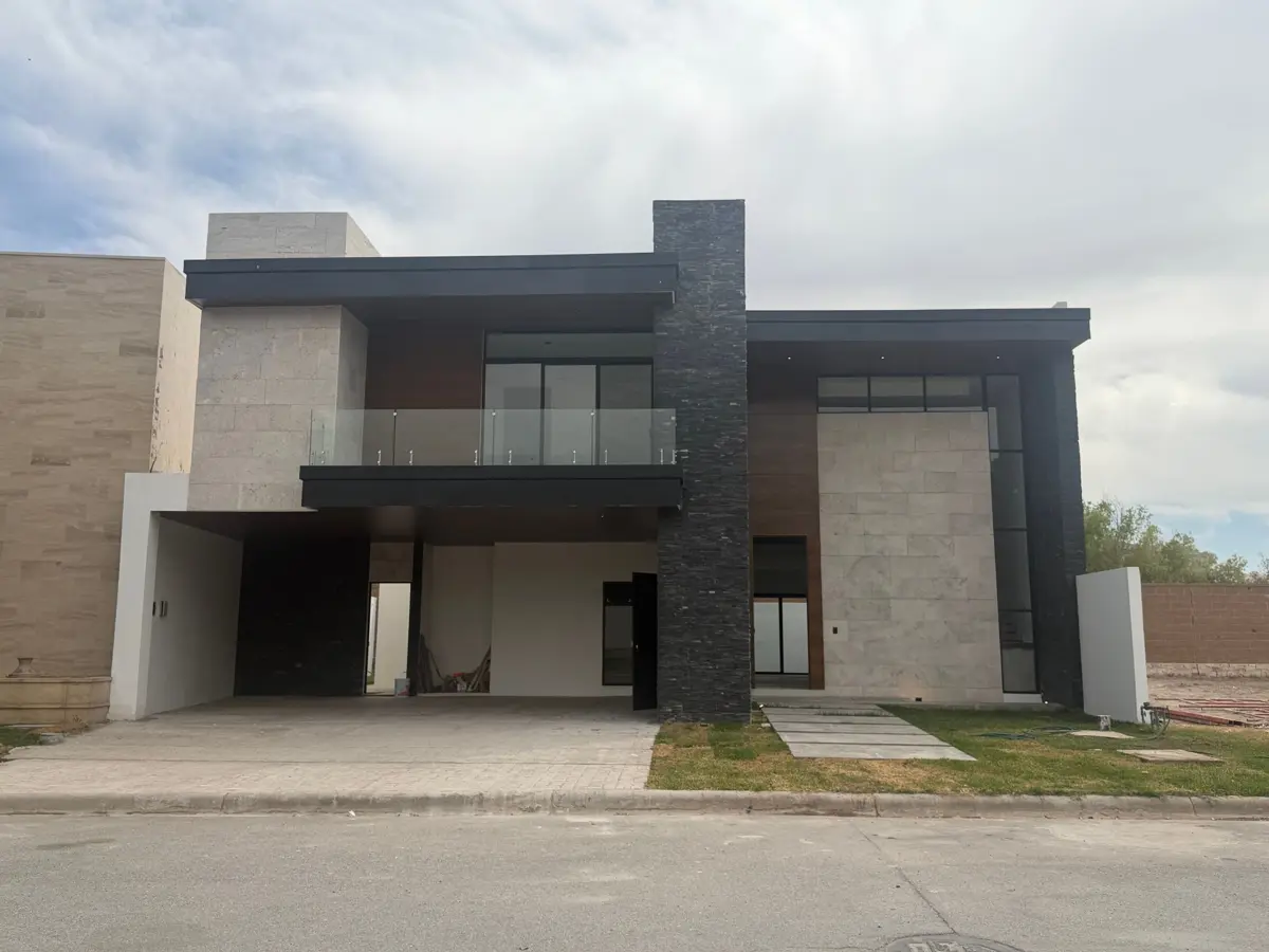 Casa en venta en Las Villas, Torreón — foto 1 de 26