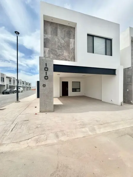 Casa en venta en Los Viñedos, Torreón — foto 2 de 25