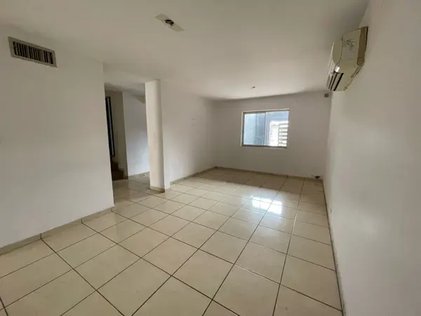 Casa en venta en Marsella Residencial, Hermosillo — foto 3 de 17