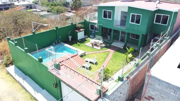 Casa con Alberca en Yautepec: 4 Rec, Jardín y Cocina Nueva. ¡A 90 min de CDMX! ??