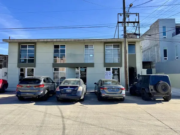 Propiedad Comercial en Otay | Bodega + 6 Locales