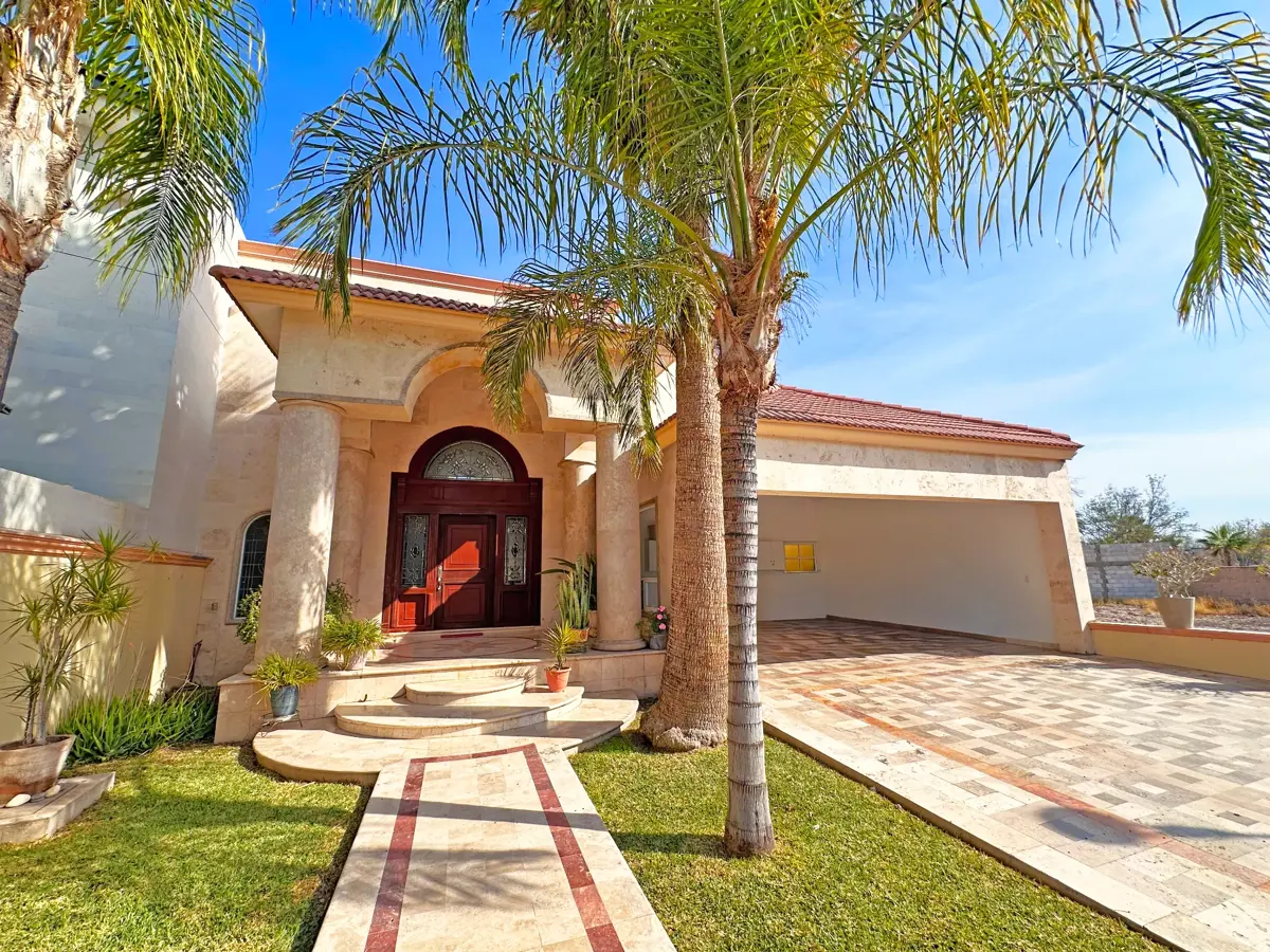 Casa en venta en Las Trojes, Torreón — foto 1 de 31