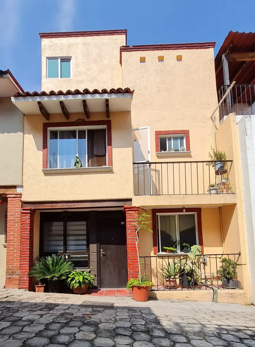 Casa en venta en Lomas de Tzompantle, Cuernavaca — foto 1 de 22