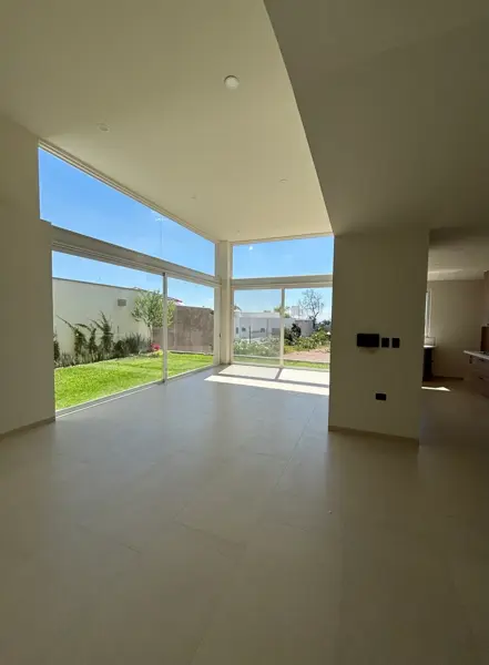 Casa en venta en Villas de Irapuato, Irapuato — foto 3 de 38