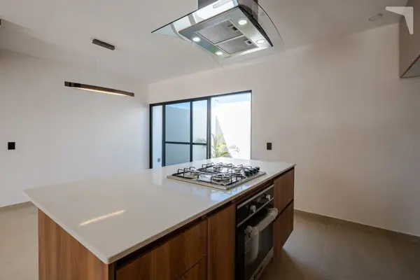 Casa en venta en Capital Norte, Zapopan — foto 2 de 33