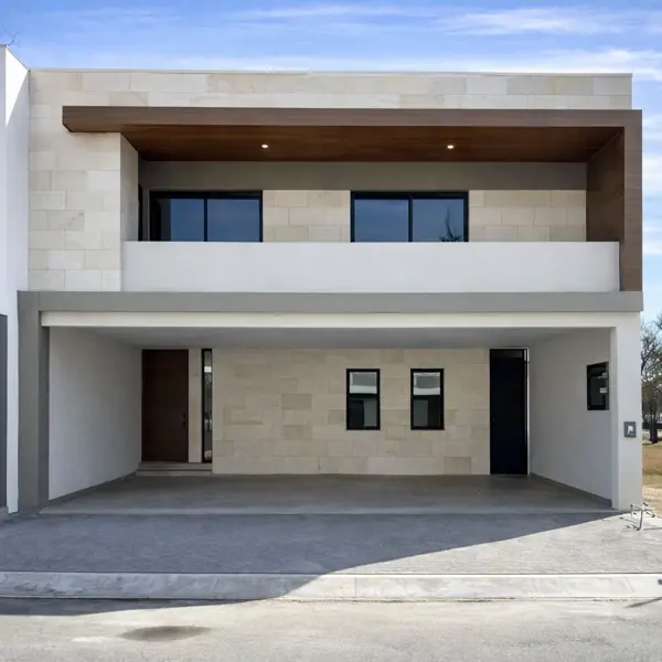 Casa en Fraccionamiento Pedregal del Huajuco Santiago Nl