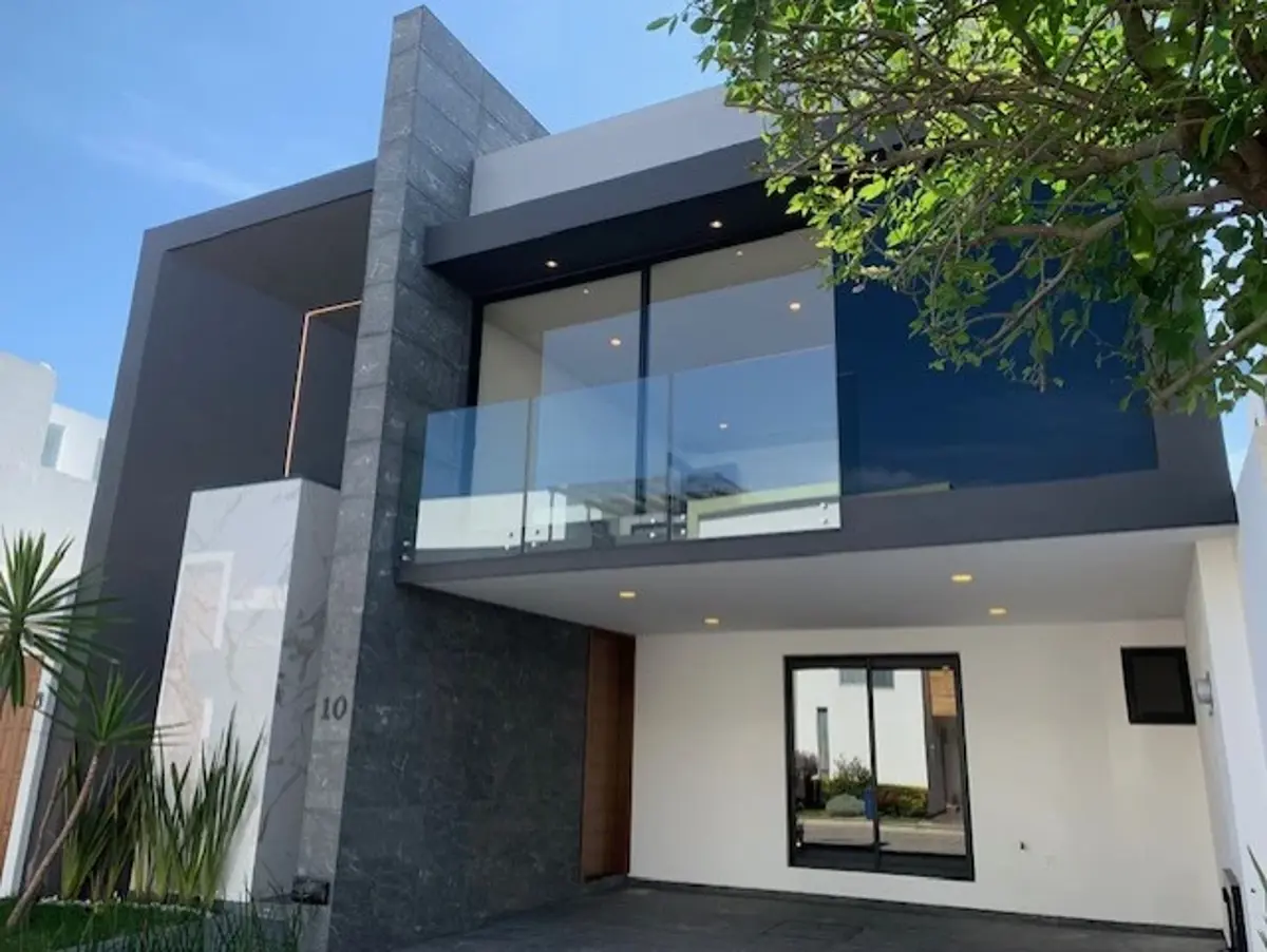 Casa en venta en Lomas de Angelópolis II, San Andrés Cholula — foto 1 de 14