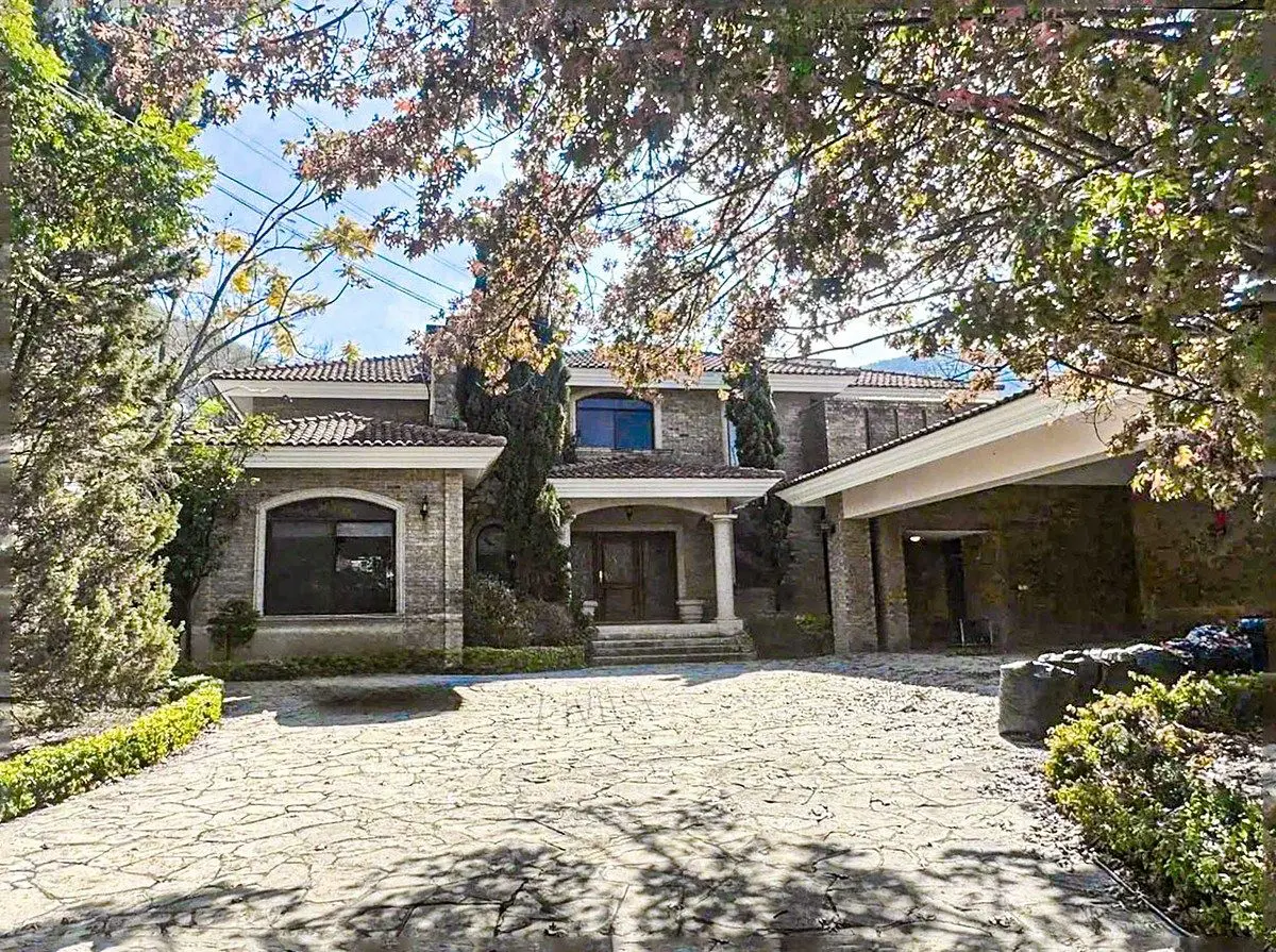 Casa en venta en Campestre Bugambilias, Monterrey — foto 1 de 10