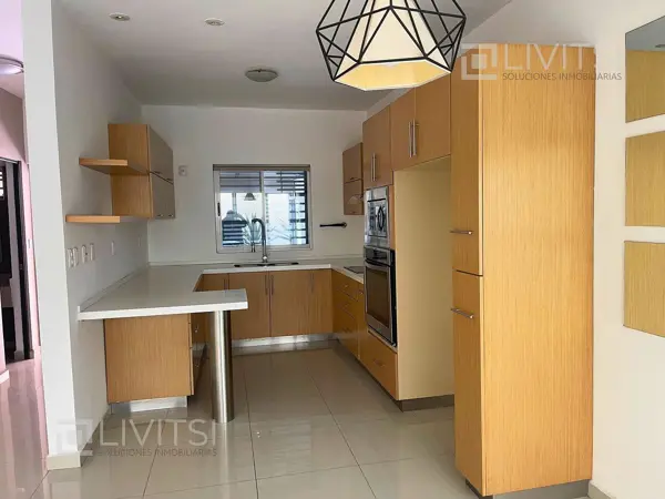 Casa en renta en Paseo del Vergel, Monterrey — foto 3 de 13