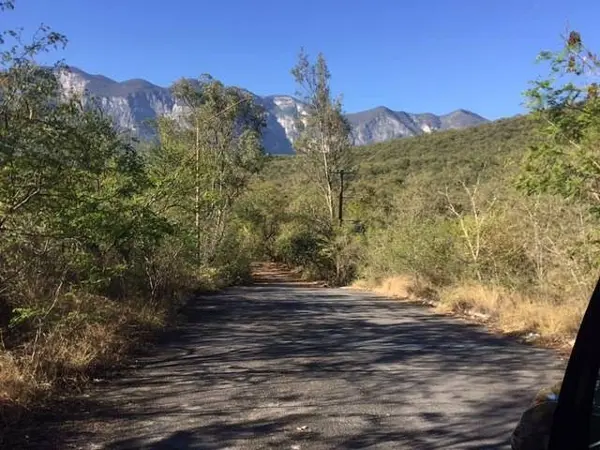 Terreno en venta en El Uro, Monterrey — foto 3 de 4