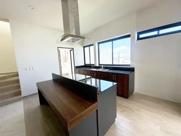 Casa en venta en Loma Alta Tres Marías, Morelia — foto 3 de 22