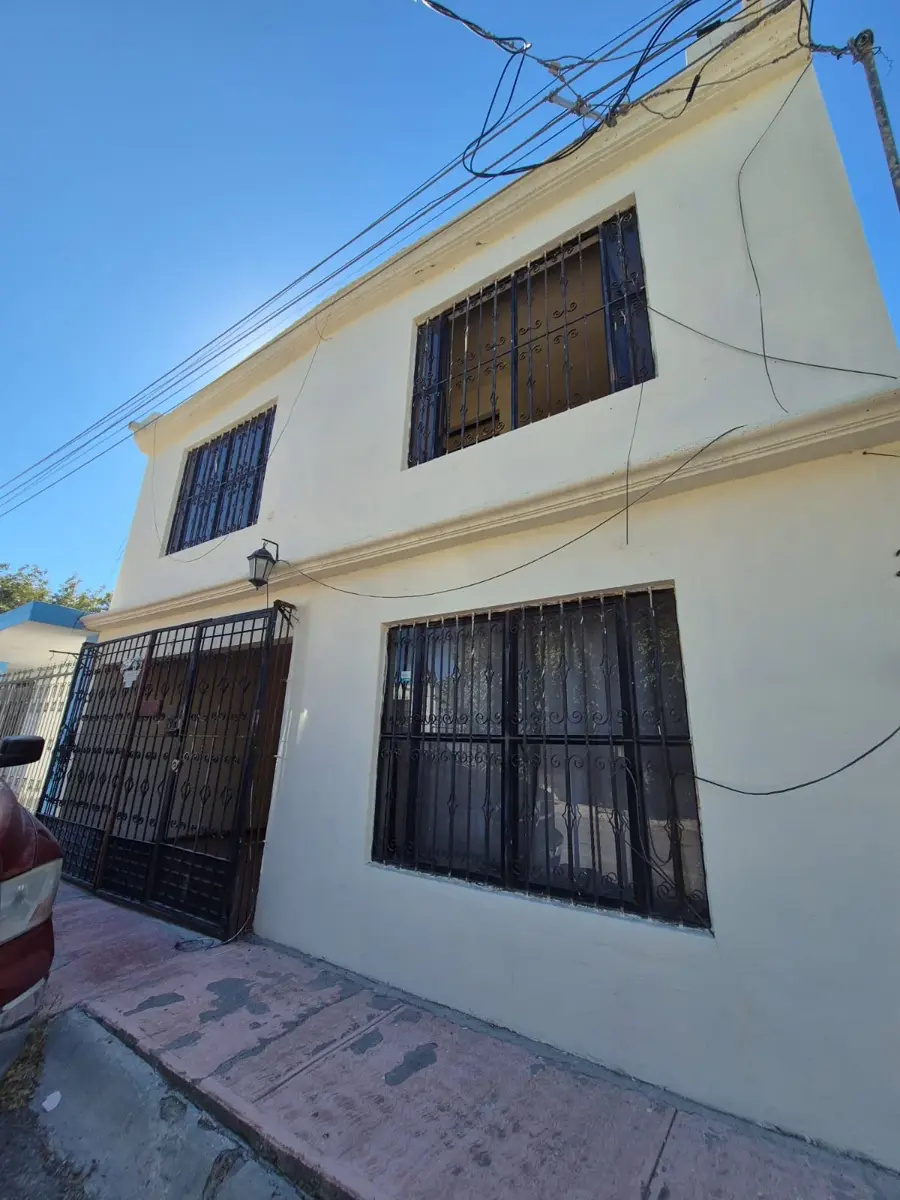 Casa en venta en Parras 85 (Y Griega), Parras — foto 1 de 35