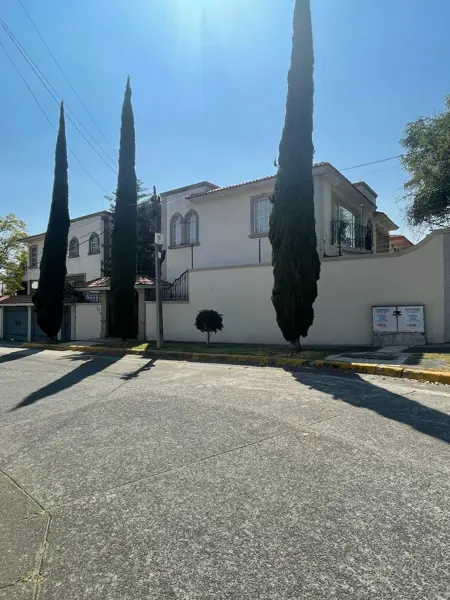 Casa en venta en Ciudad Satelite, Naucalpan de Juárez — foto 2 de 23