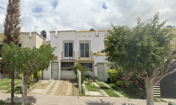 Casa en venta en Misión del Carmen, León — foto 2 de 12