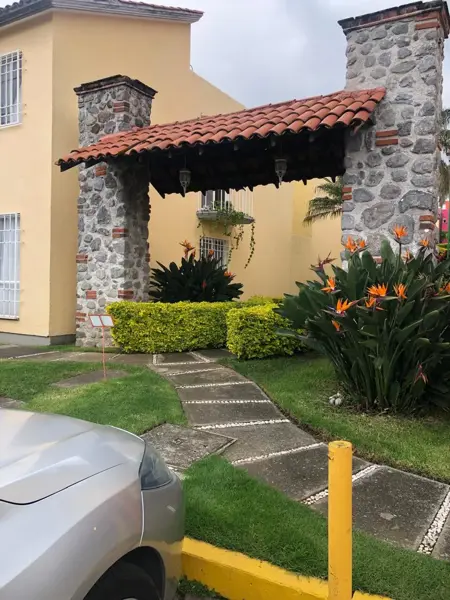 Casa en venta en Ahuatlán Tzompantle, Cuernavaca — foto 2 de 15