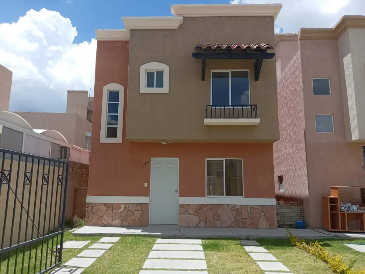 Casa en venta en Real Navarra, Zempoala — foto 1 de 12