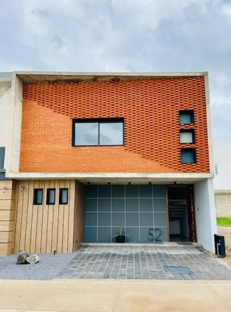 Casa en venta en Solares, Zapopan — foto 1 de 11