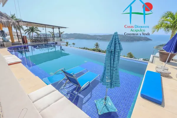 Casa en renta vacacional con alberca, jacuzzi, cancha de pádel, pickleball y vista al mar