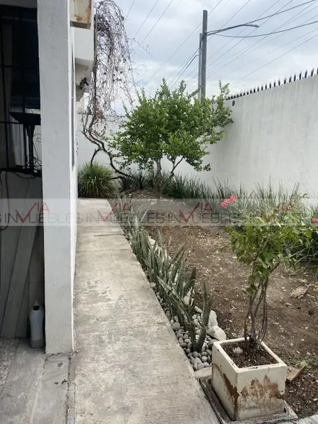 Casa en venta en Privadas de Santa Catarina, Santa Catarina — foto 2 de 18