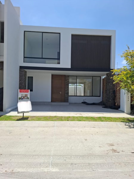 Casa en venta en Santa Fe, León, Guanajuato