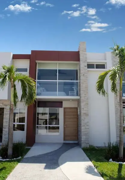 Casa en Venta en Zona Dorada Residencial, Boca del Río, Veracruz - 3 Recámaras Equipadas