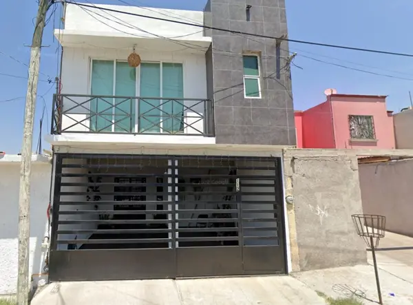 Casa en venta en Villas de Santiago, Querétaro — foto 2 de 6