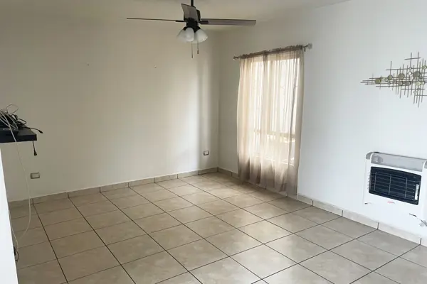 Casa en renta en Quinta Manantiales, Ramos Arizpe — foto 3 de 26