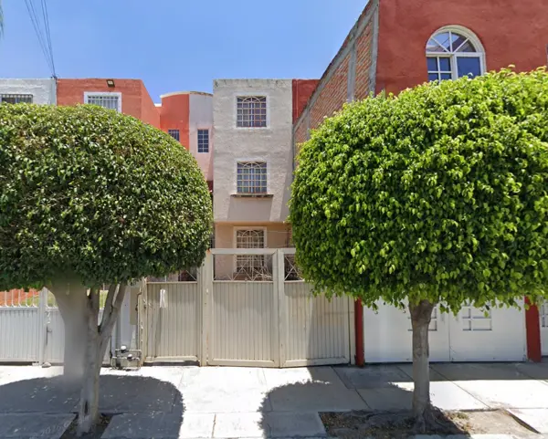Casa en venta en El Becerro (Santos Degollado), Celaya — foto 2 de 5