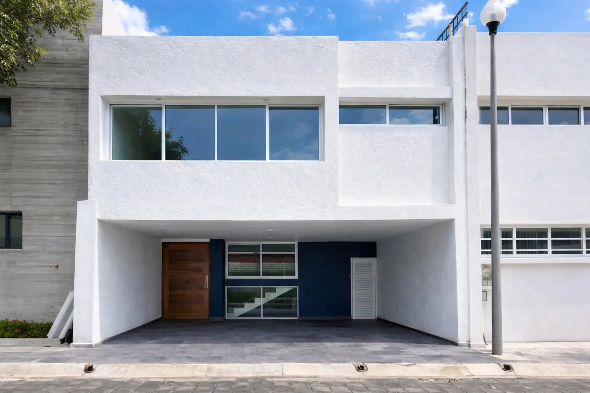 Casa en venta en Santa Maria Zacatepec, Juan C. Bonilla — foto 1 de 17