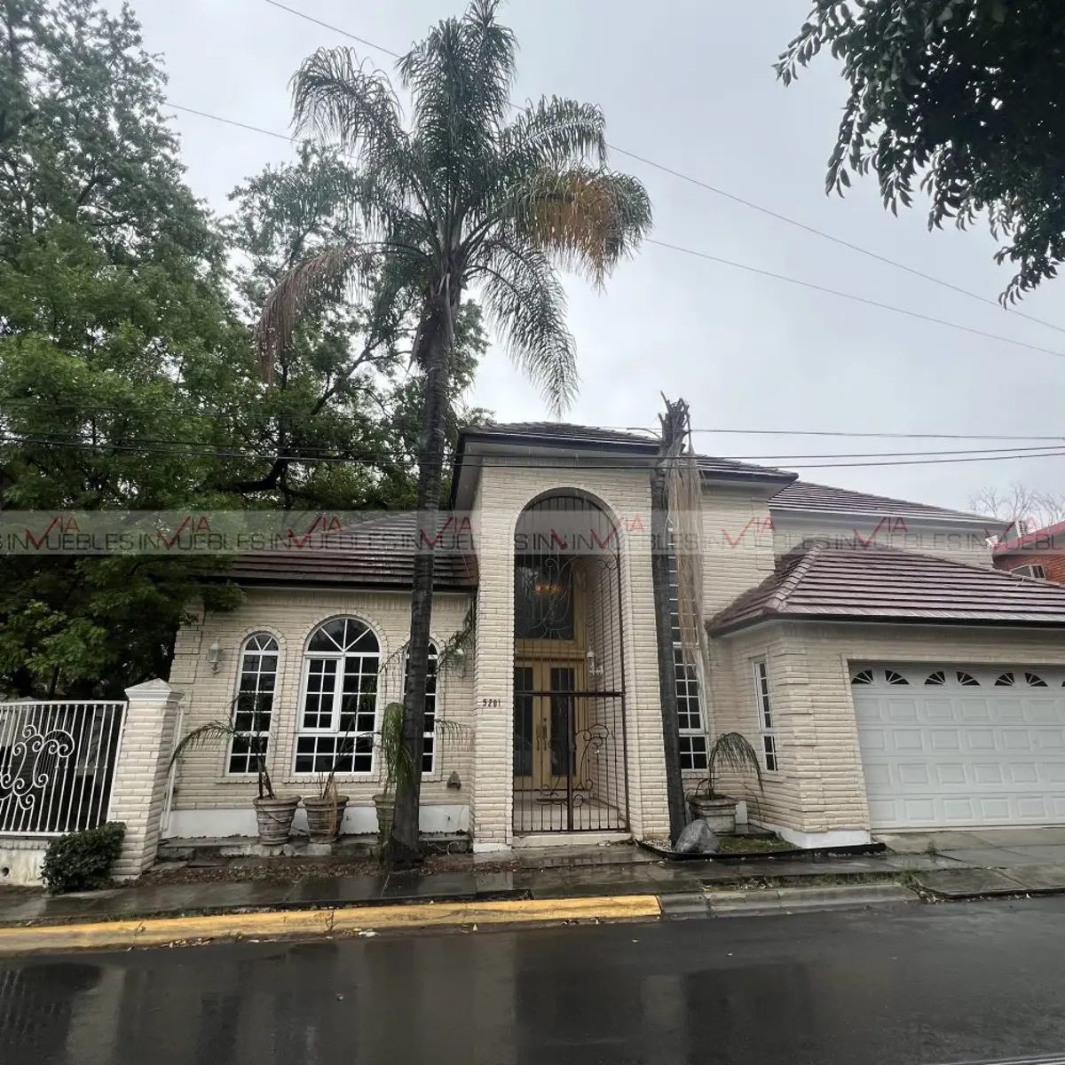 Casa en venta en Las Torres, Monterrey — foto 1 de 25