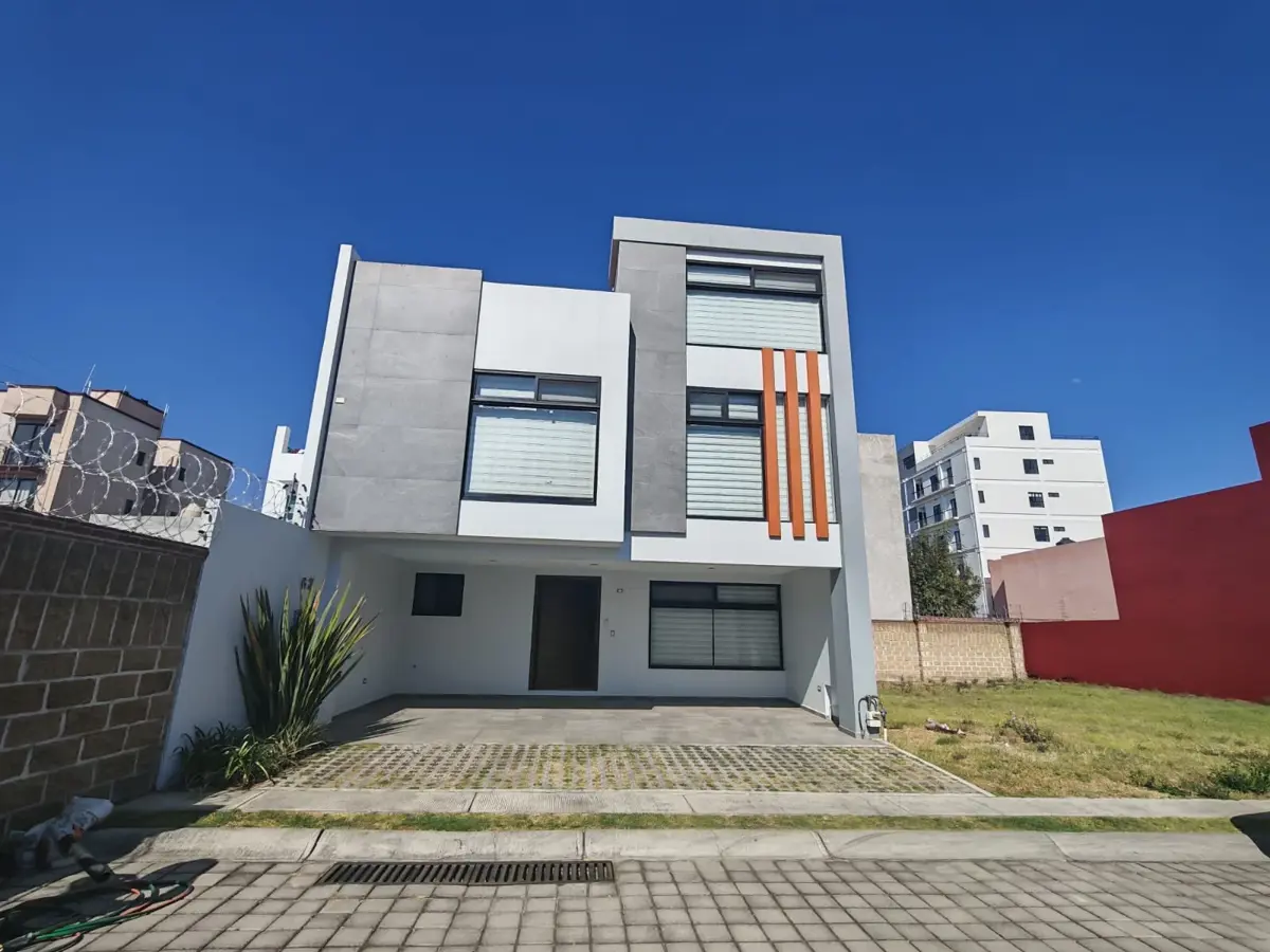 Casa en venta en Residencial La Mezza, San Andrés Cholula — foto 1 de 21