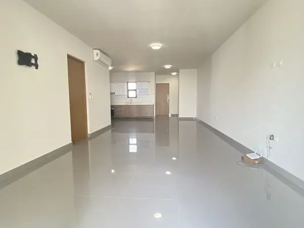 RENTA DEPARTAMENTO CON BALCÓN en Santa María RENTA DEPARTAMENTO CON BALCÓN en Santa María