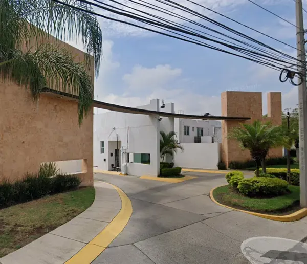 Casa en venta en Mirador del Valle, Tlajomulco de Zúñiga — foto 2 de 5