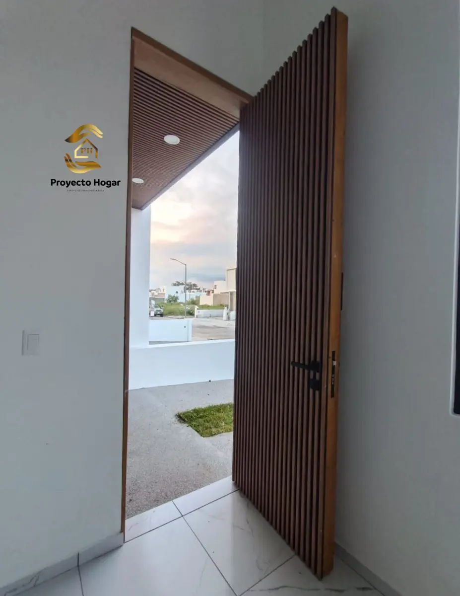 Vista 2 de CASA EN VENTA EN COLIMA, COLIMA