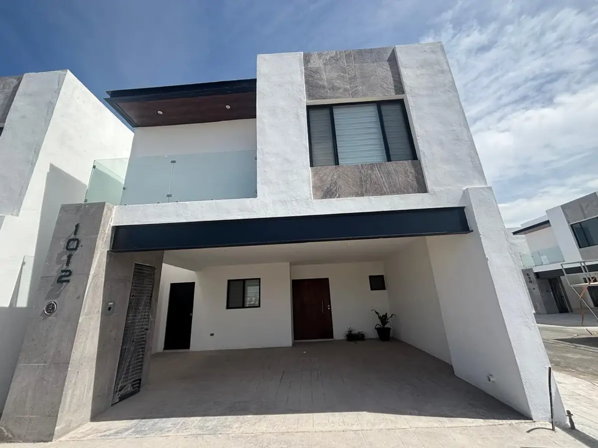 Casa en Venta en Los Viñedos, Torreón, Coahuila de Zaragoza Casa en Venta en Los Viñedos, Torreón, Coahuila de Zaragoza