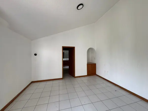 Casa en venta en Arboledas 1a Secc, Zapopan — foto 3 de 18