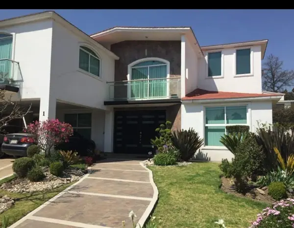 Residencia en venta dentro de Providencia, Metepec