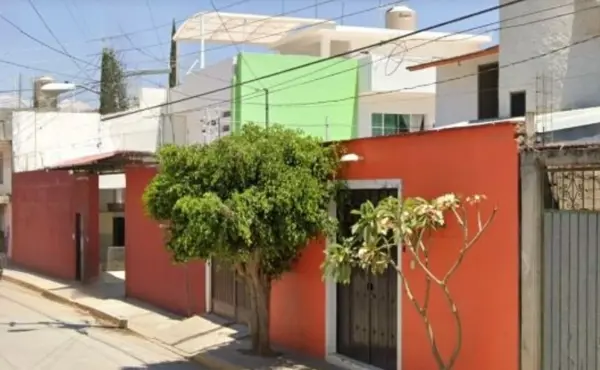 Casa en venta en Niños Heroes, Santa María Atzompa — foto 2 de 11