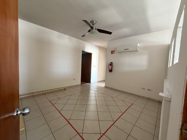Casa en venta en Los Viñedos, Torreón — foto 3 de 24
