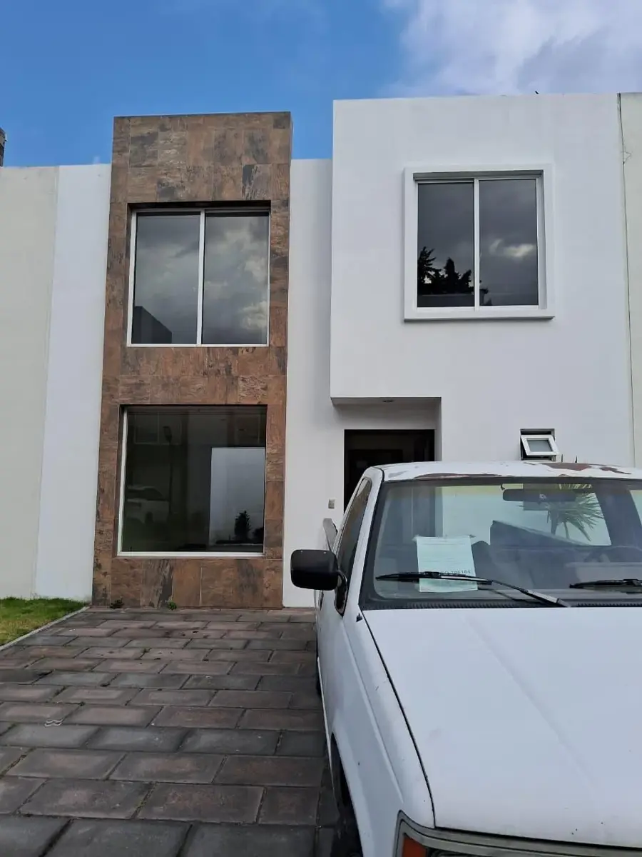 Casa en renta en La Magdalena, San Mateo Atenco — foto 1 de 22