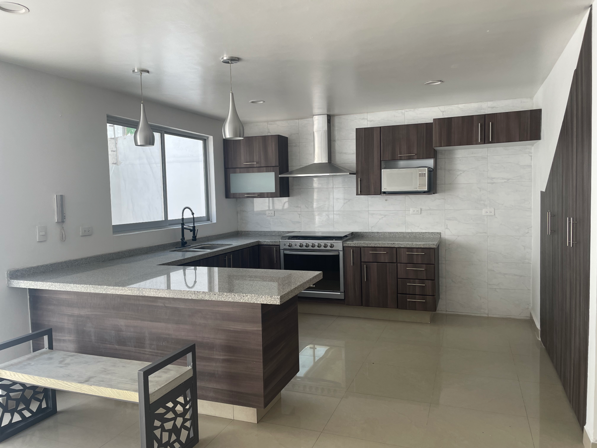 Casa en venta en Arboreto, San Pedro Cholula — foto 1 de 16