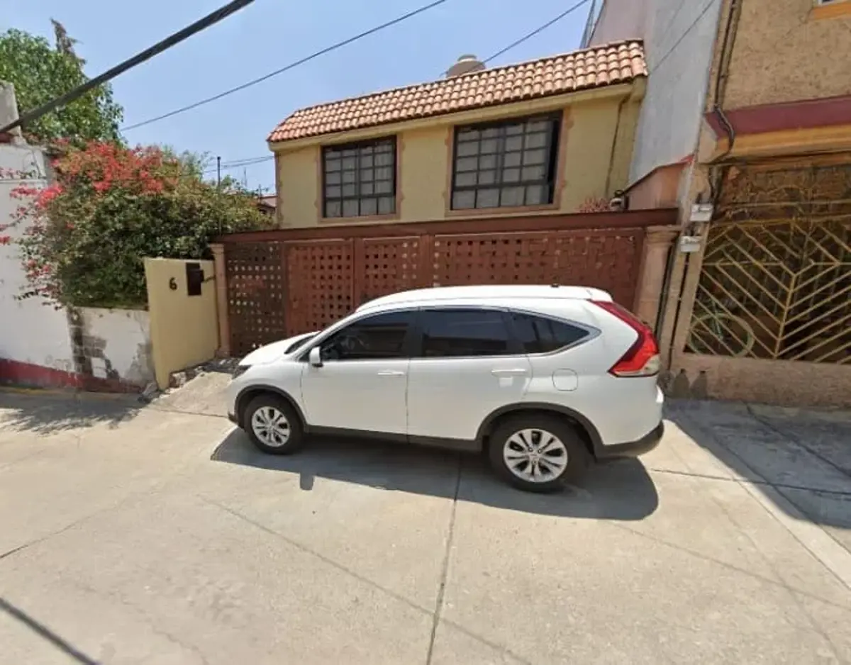 Casa en venta en Ciudad Satelite, Naucalpan de Juárez — foto 1 de 7