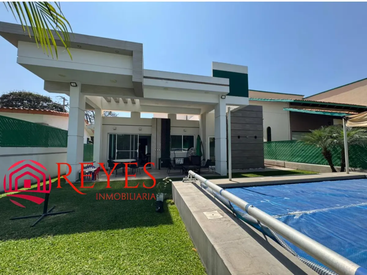 Casa en venta en Lomas de Cocoyoc, Atlatlahucan — foto 1 de 12